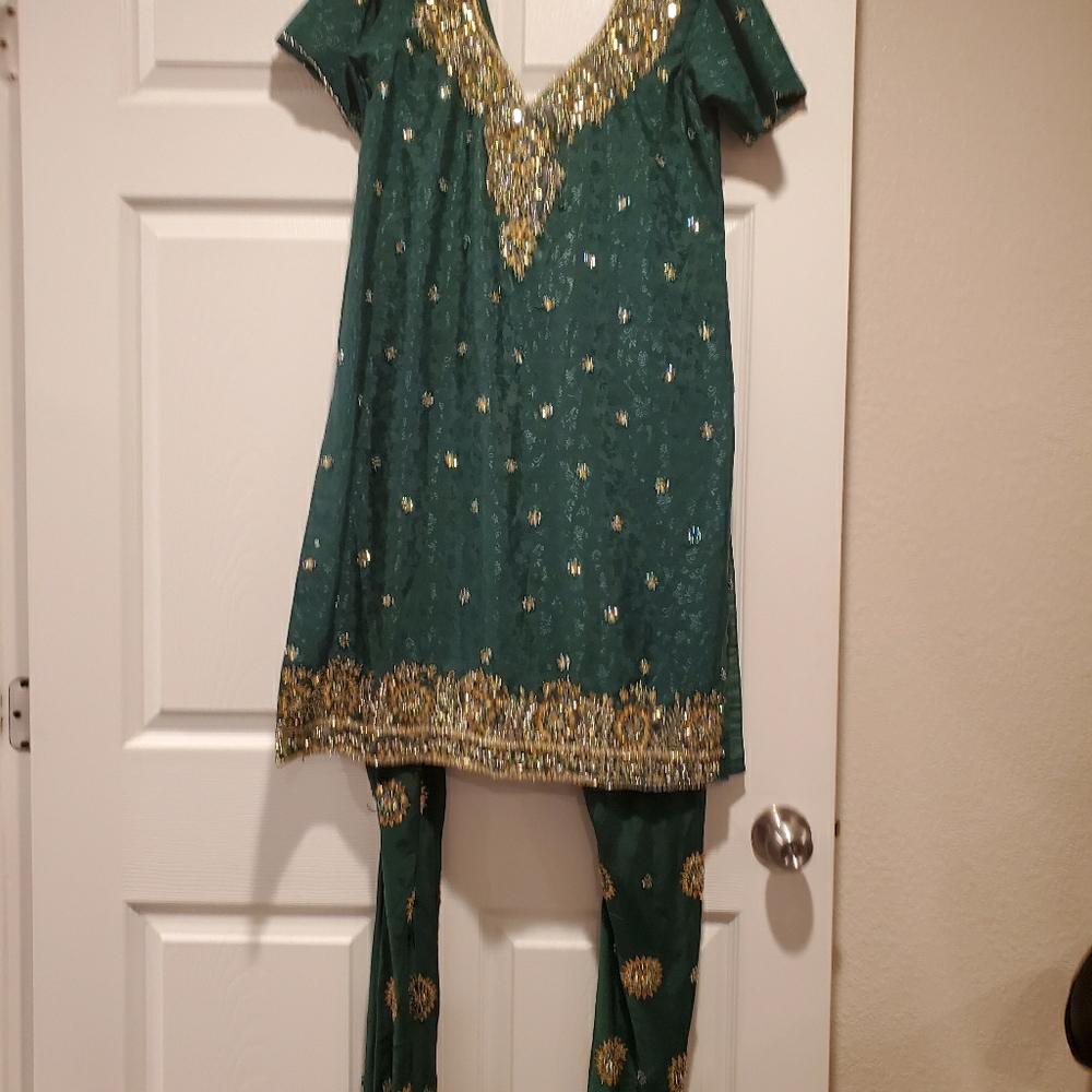 Salwar kameez